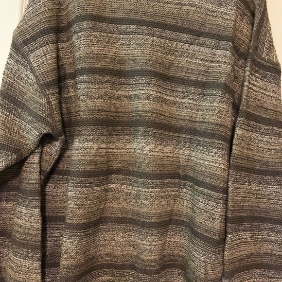Men’s Sweater - Picture 10 of 14